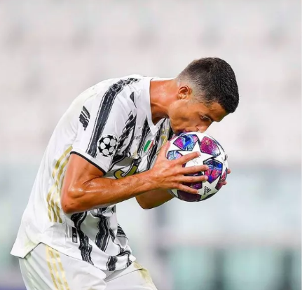 Ronaldo yhteenveto menneistä kausista